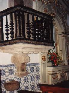 P&uacute;lpito da Igreja
